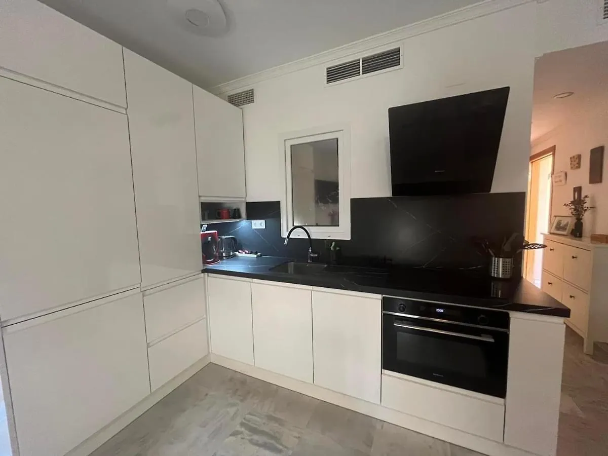 Piso En Zona Tranquila De - Torrequebrada Golf Apartment Benalmadena 0*,